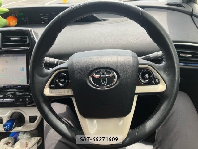 Toyota PRIUS 2016-06 8526664-22