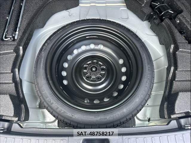 Toyota PRIUS 2020-02 8526638-16