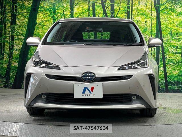 Toyota PRIUS 2019-08 8526645-13