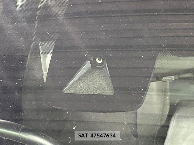 Toyota PRIUS 2019-08 8526645-4
