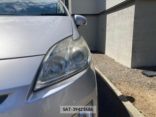 Toyota PRIUS 2012-01 8526673-1