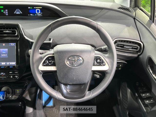 Toyota PRIUS 2016-07 8526653-10