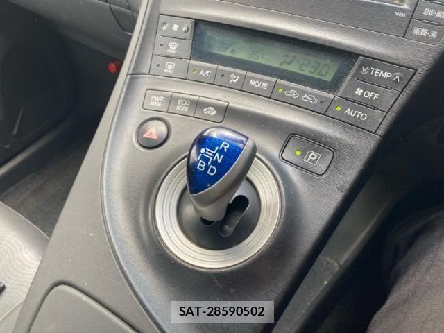 Toyota PRIUS 2009-10 8526685-13