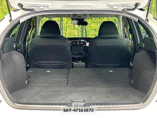 Toyota PRIUS 2019-03 8526647-12