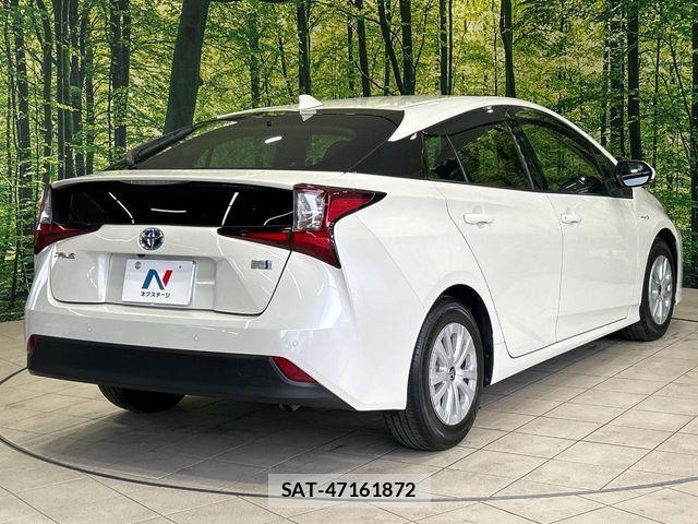 Toyota PRIUS 2019-03 8526647-16