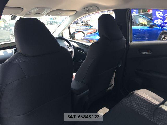 Toyota PRIUS 2017-06 8526652-22