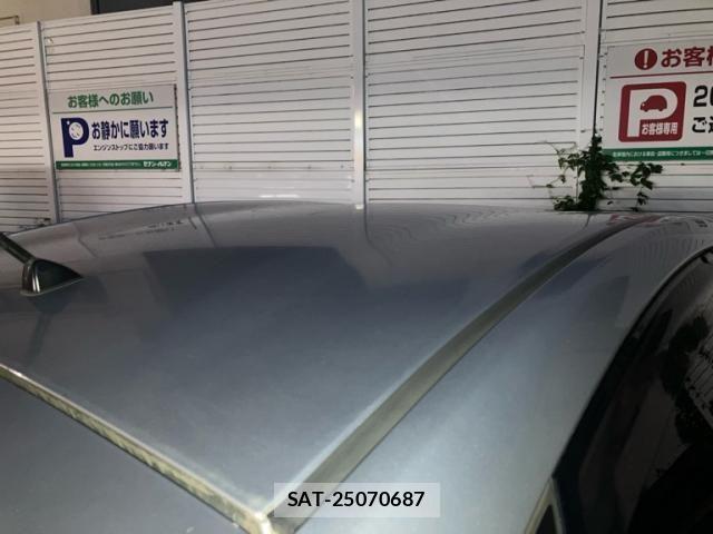 Toyota PRIUS 2011-11 8526674-12