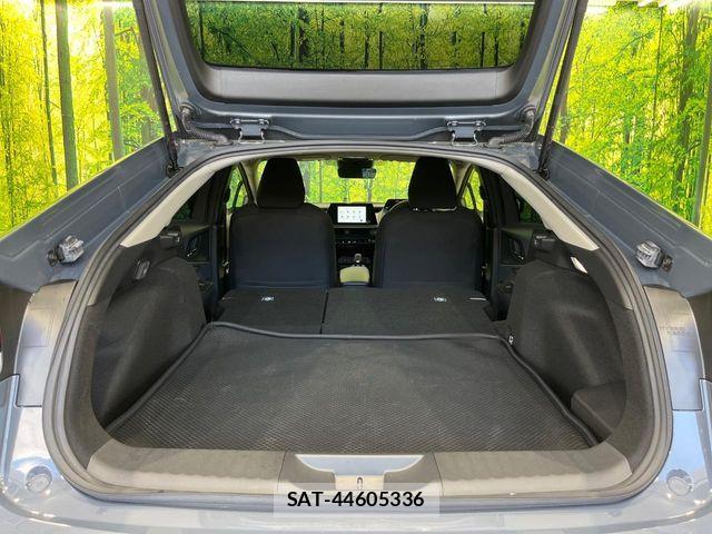 Toyota PRIUS 2024-11 8526605-9