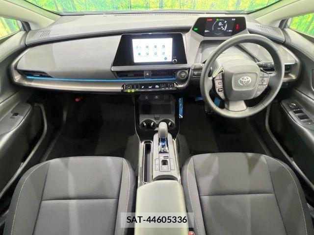 Toyota PRIUS 2024-11 8526605-1