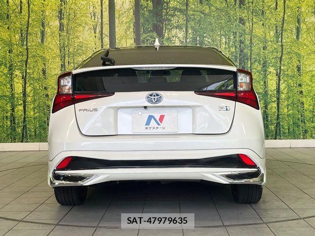 Toyota PRIUS 2019-03 8526622-14