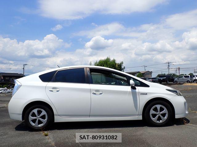 Toyota PRIUS 2012-09 8528556-4