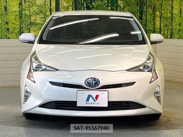 Toyota PRIUS 2016-12 8526628-15