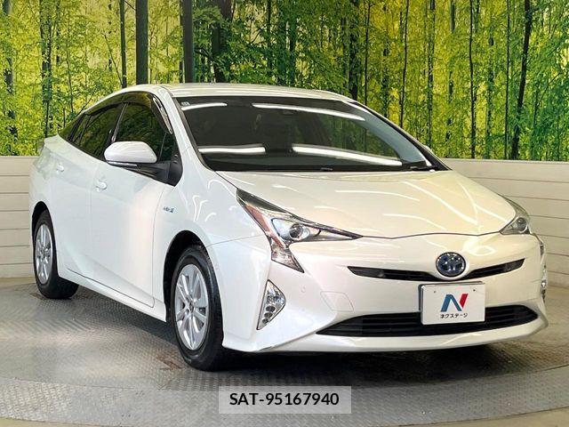Toyota PRIUS 2016-12 8526628-16