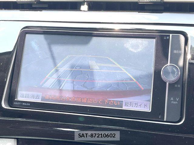 Toyota PRIUS 2012-10 8526668-3
