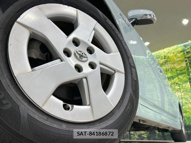 Toyota PRIUS 2010-11 8526669-12