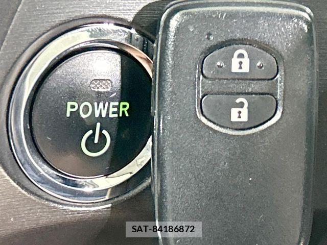 Toyota PRIUS 2010-11 8526669-6