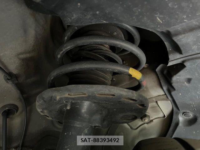Toyota PRIUS 2011-09 8526671-19