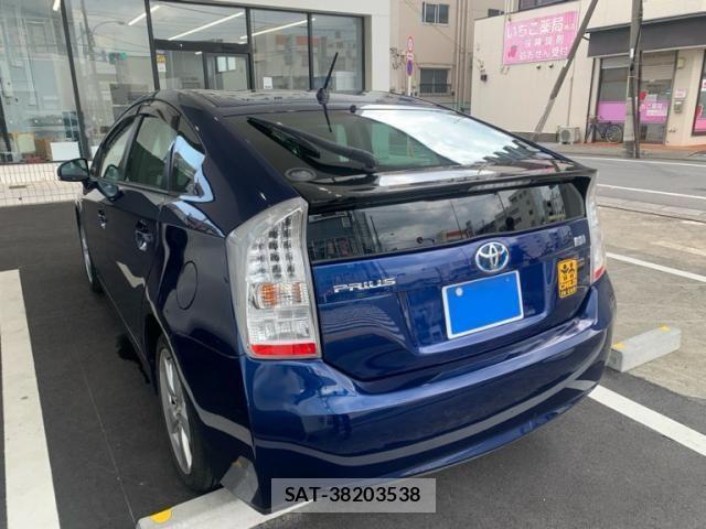 Toyota PRIUS 2009-11 8526676-4