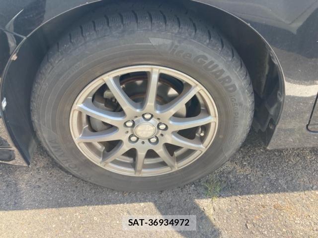 Toyota PRIUS 2011-08 8526698-2
