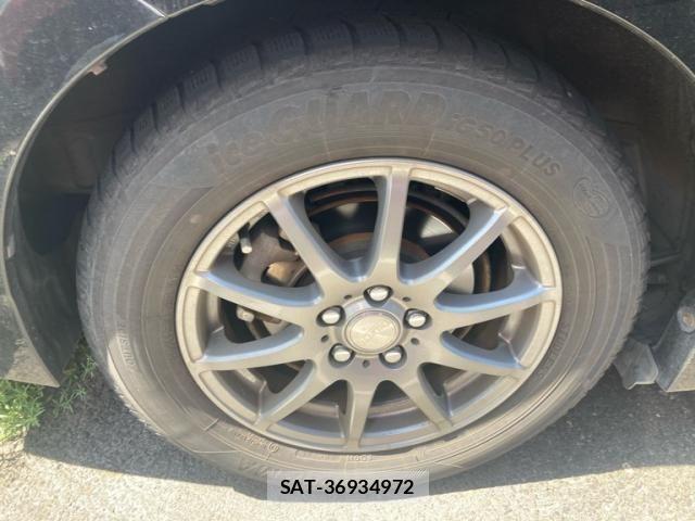 Toyota PRIUS 2011-08 8526698-4