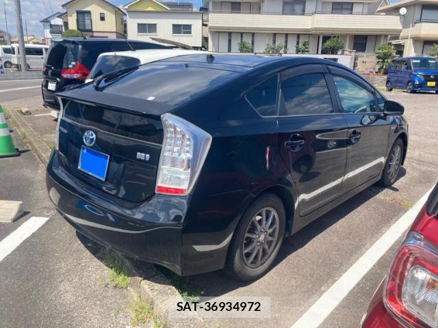 Toyota PRIUS 2011-08 8526698-7