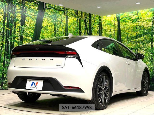 Toyota PRIUS 2025-03 8526608-15