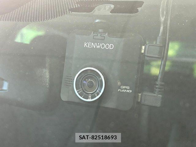 Toyota PRIUS 2021-06 8526636-6