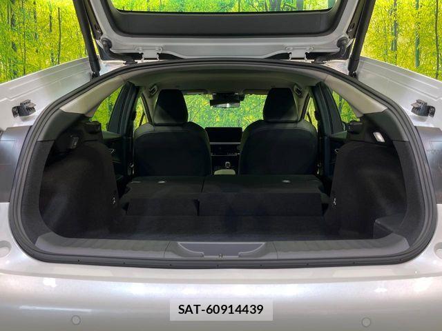 Toyota PRIUS 2023-11 8526609-10