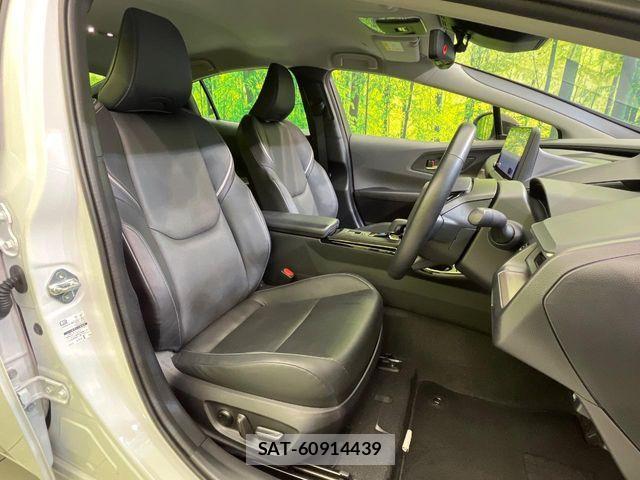 Toyota PRIUS 2023-11 8526609-7