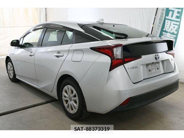 Toyota PRIUS 2019-08 8526651-2
