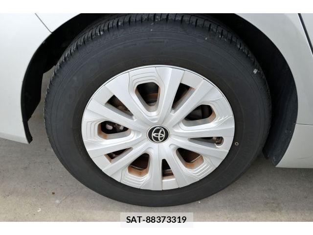 Toyota PRIUS 2019-08 8526651-7