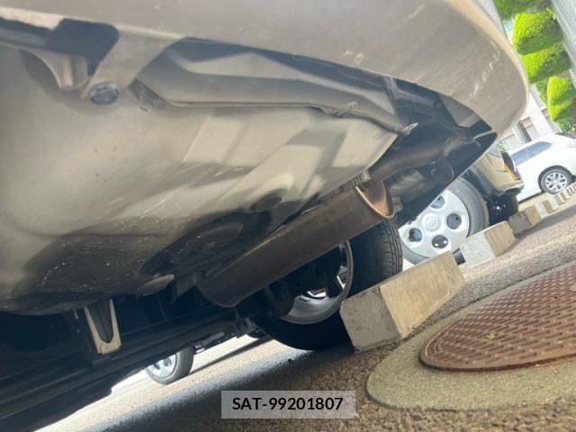 Toyota PRIUS 2006-05 8526675-9