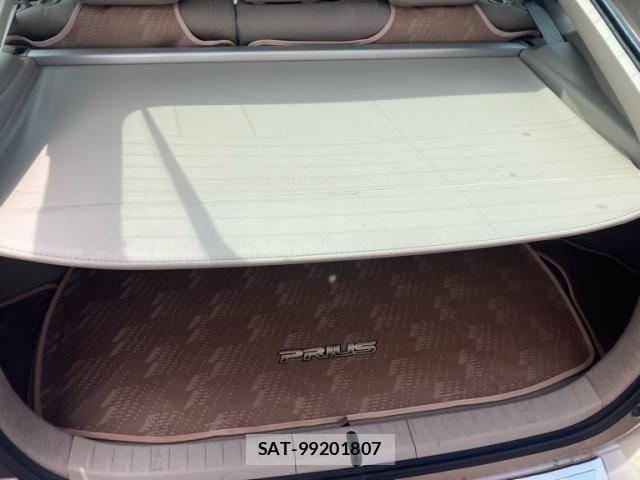 Toyota PRIUS 2006-05 8526675-10