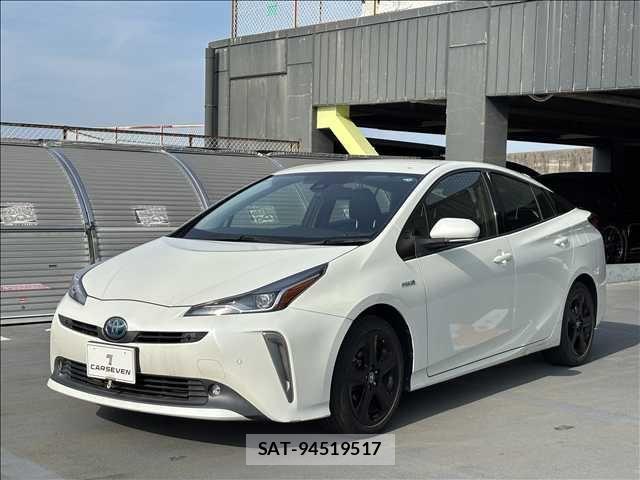Toyota PRIUS 2019-08 8526646-0