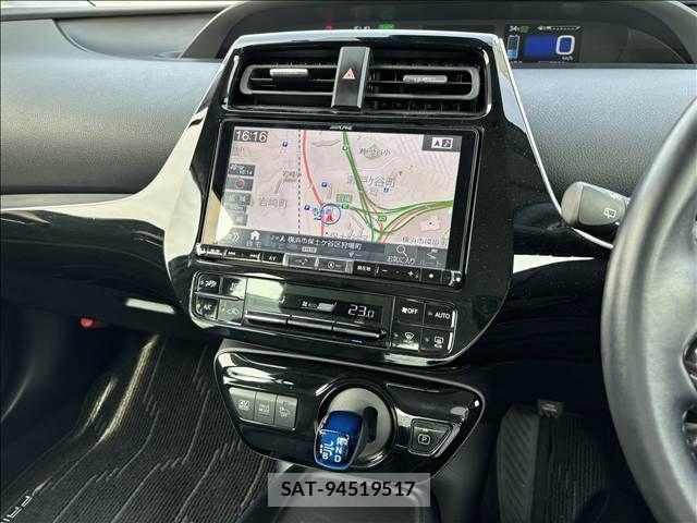 Toyota PRIUS 2019-08 8526646-9