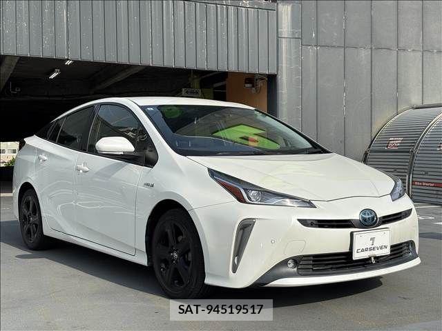 Toyota PRIUS 2019-08 8526646-21