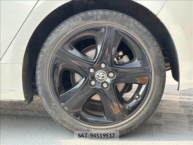 Toyota PRIUS 2019-08 8526646-29