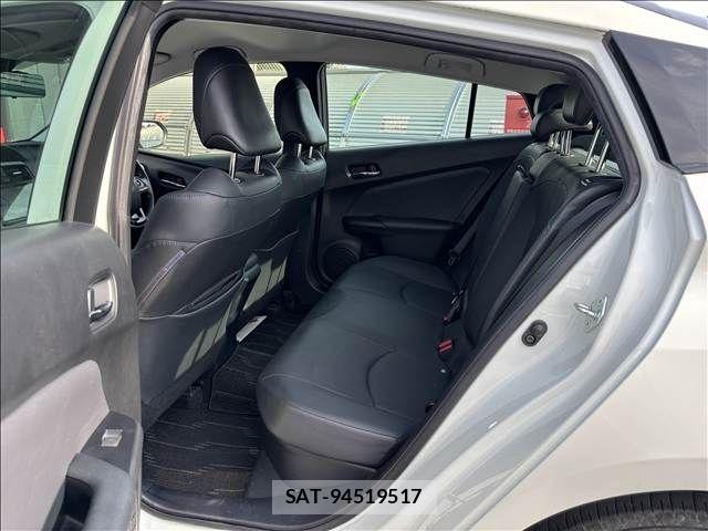 Toyota PRIUS 2019-08 8526646-8