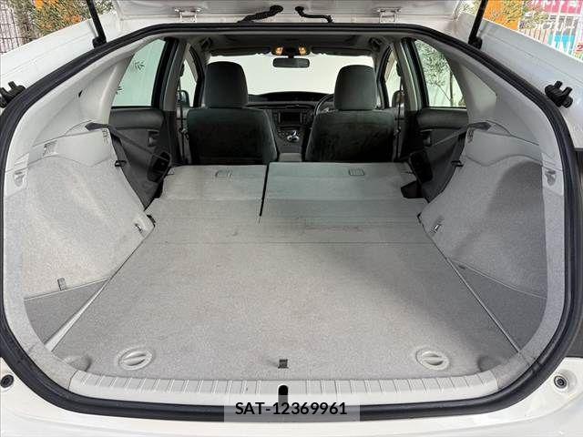 Toyota PRIUS 2009-12 8526667-20