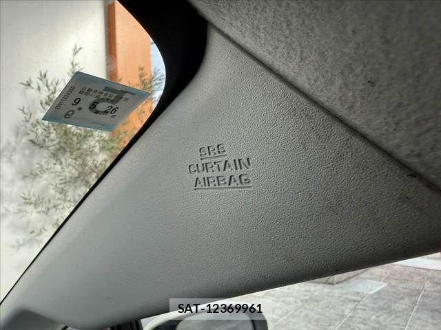 Toyota PRIUS 2009-12 8526667-23