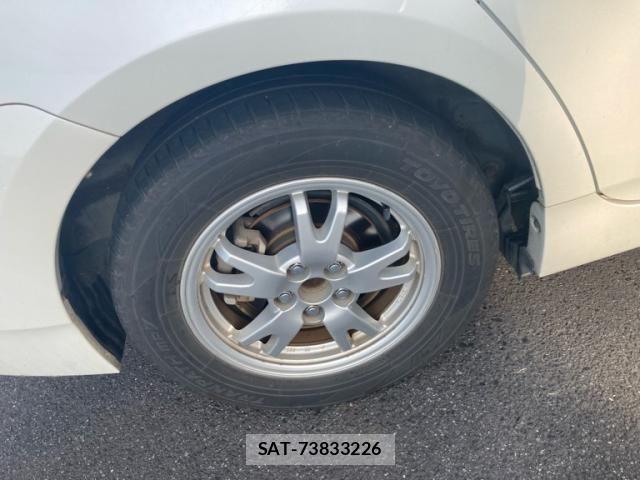 Toyota PRIUS 2010-05 8526697-9