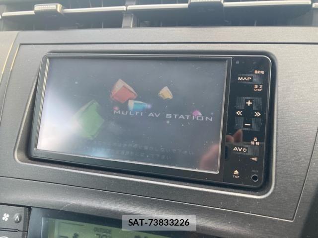 Toyota PRIUS 2010-05 8526697-19
