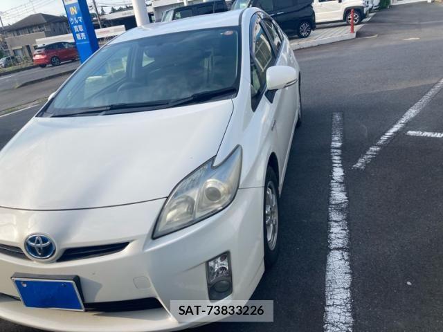 Toyota PRIUS 2010-05 8526697-2