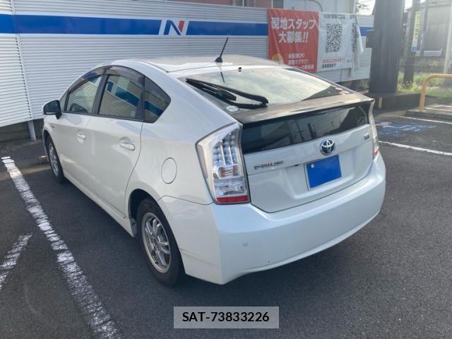 Toyota PRIUS 2010-05 8526697-4