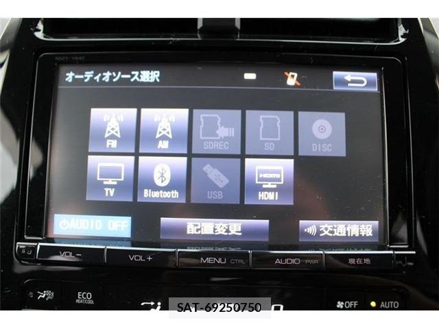 Toyota PRIUS 2017-02 8526650-3