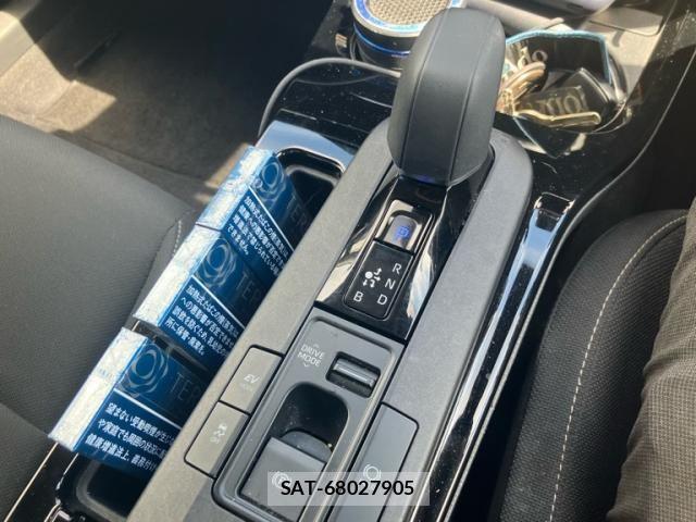Toyota PRIUS 2023-08 8526624-17