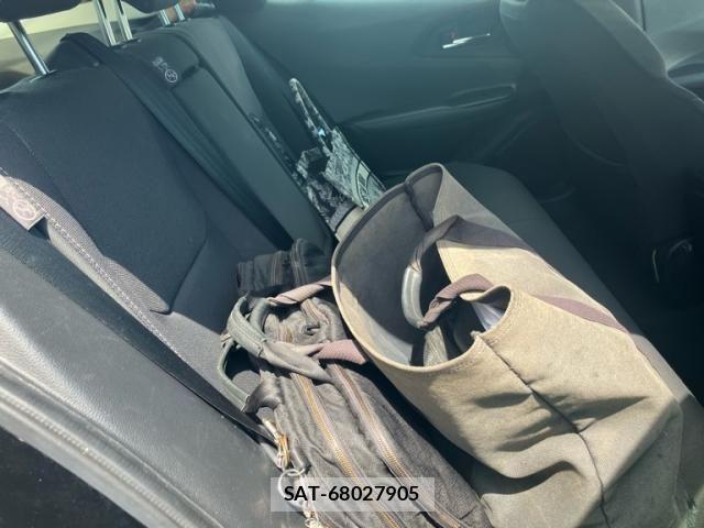 Toyota PRIUS 2023-08 8526624-21