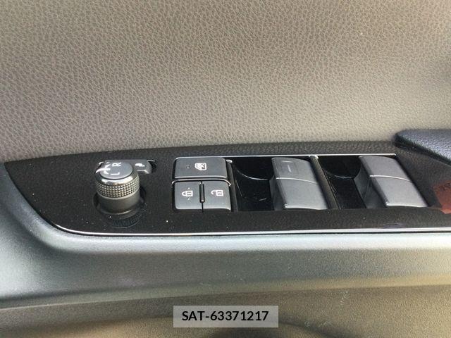 Toyota PRIUS 2021-09 8526616-13