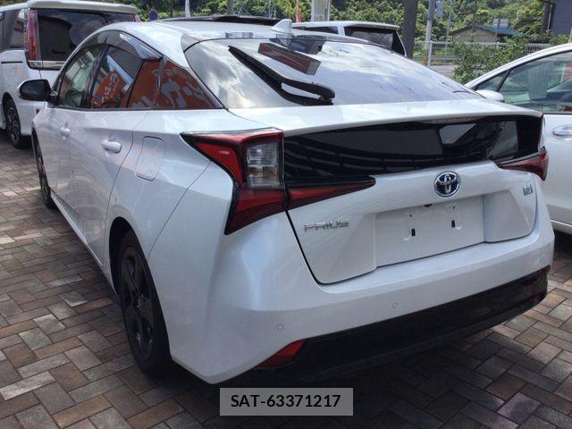 Toyota PRIUS 2021-09 8526616-3