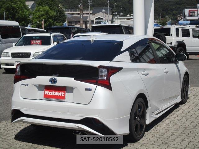 Toyota PRIUS 2021-09 8526617-15